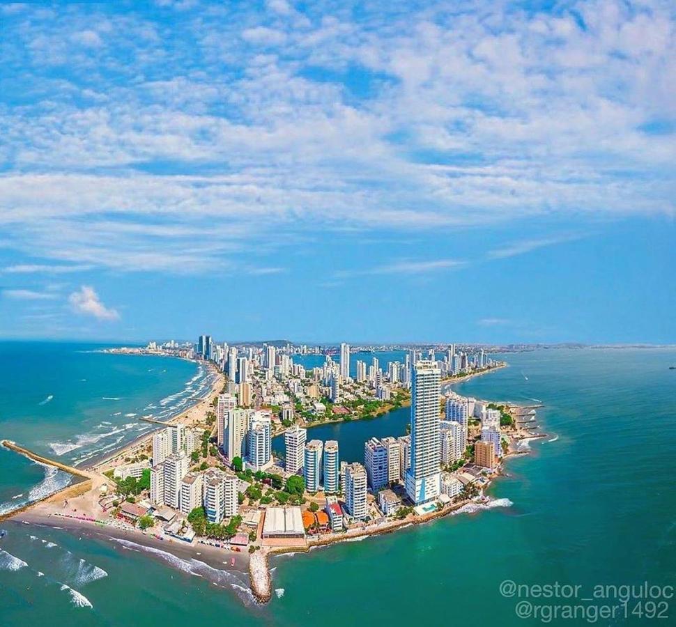3 A Cuadra De La Playa Y Bahia Cartagena