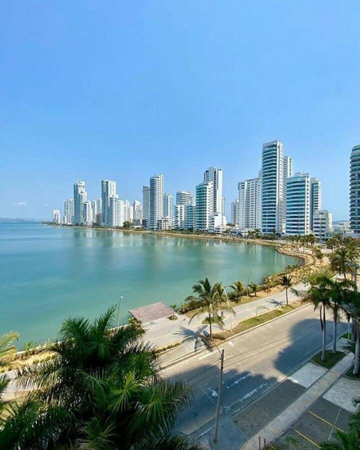 Homestay 3 A Cuadra De La Playa Y Bahia Cartagena
