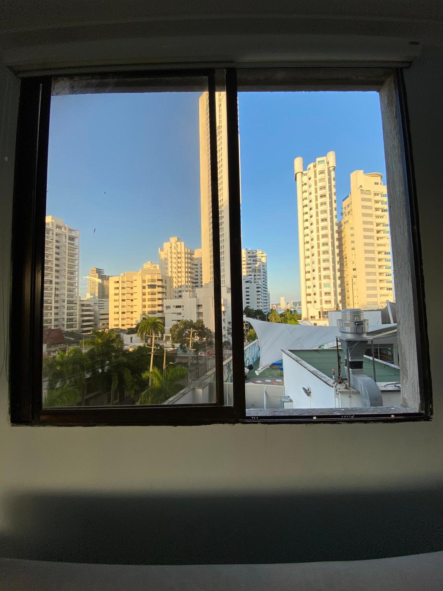3 A Cuadra De La Playa Y Bahia Homestay Cartagena