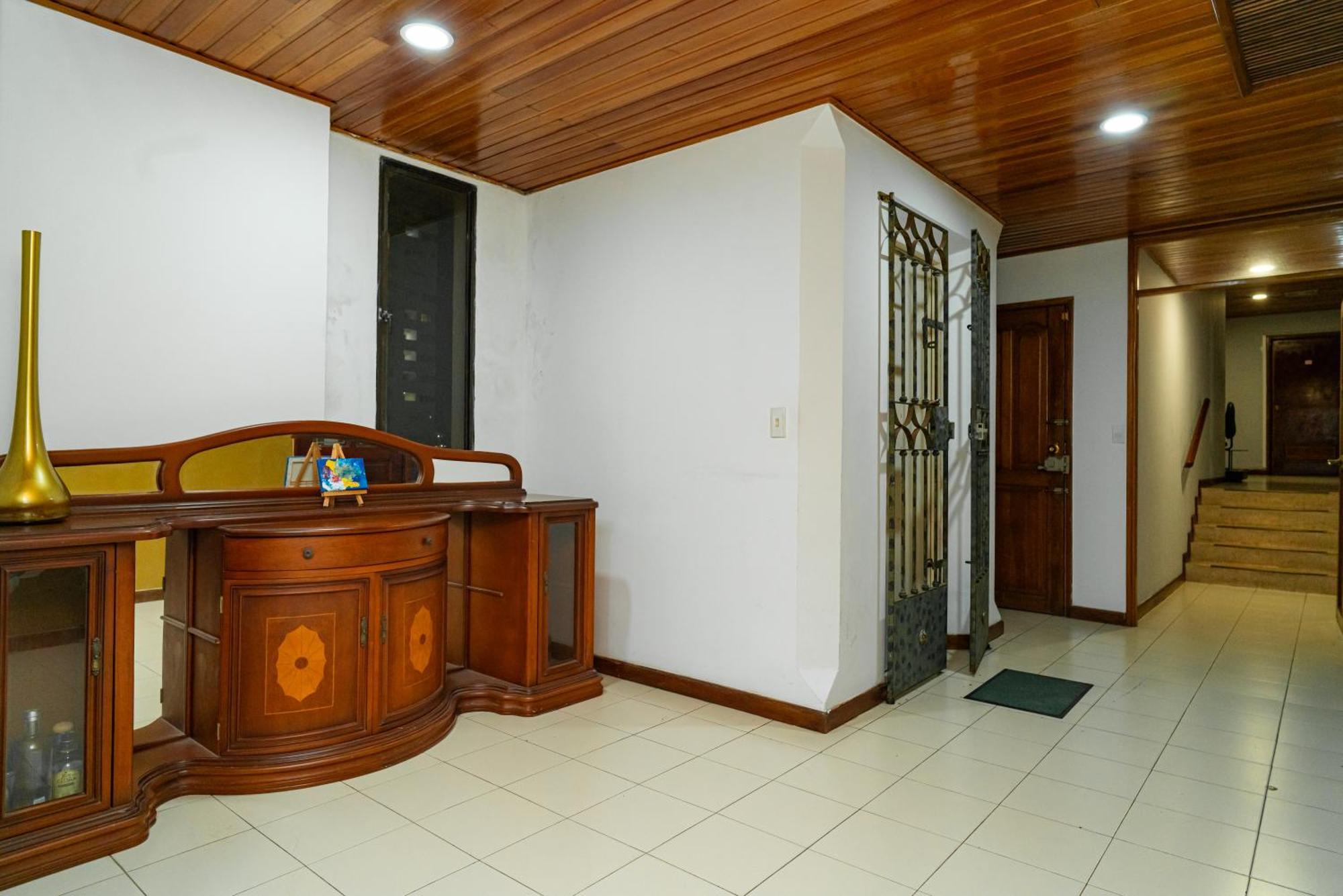 3 A Cuadra De La Playa Y Bahia Homestay
